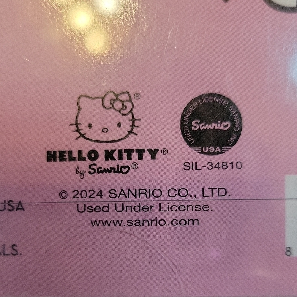 Hello Kitty Lot with Makeup Sponges and Tin with Makeup Brushes New in Packaging - Picture 2 of 7